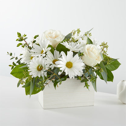Fresh Linen Box Bouquet –  Tom Thumb, Pleasanton CA