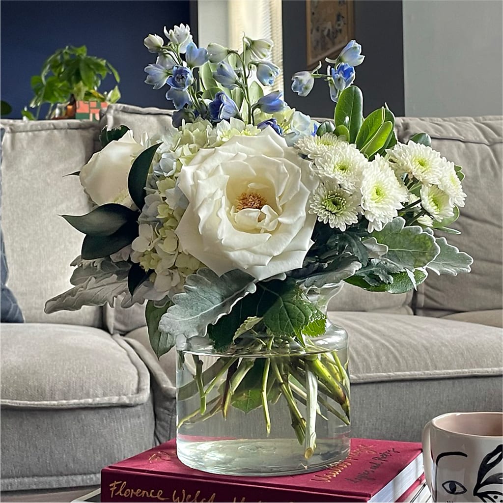 Clear Skies Bouquet –  Tom Thumb, Pleasanton CA