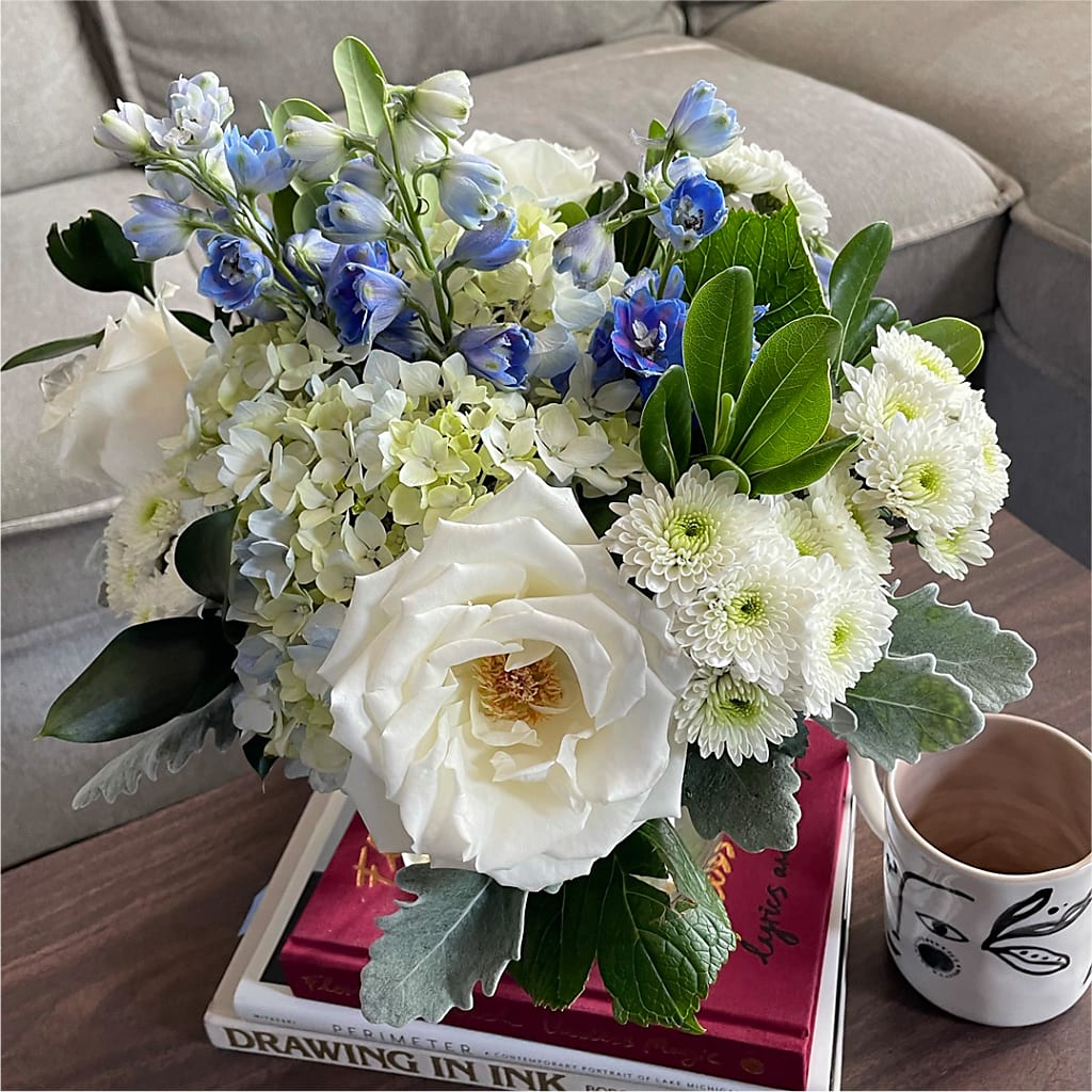 Clear Skies Bouquet –  Tom Thumb, Pleasanton CA