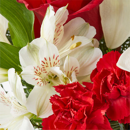 Holiday Season Bouquet –  Tom Thumb, Pleasanton CA