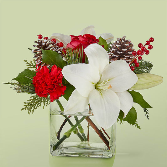 Glistening Icicles Bouquet –  Tom Thumb, Pleasanton CA