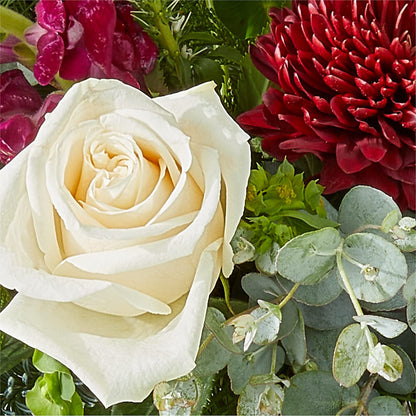 Cranberry Fizz Bouquet –  Tom Thumb, Pleasanton CA