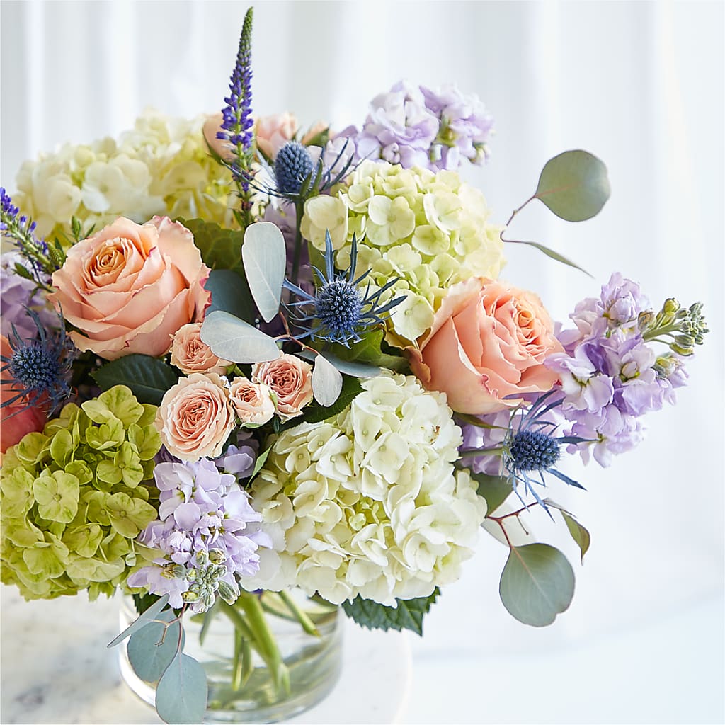 Porch Swing Bouquet –  Tom Thumb, Pleasanton CA