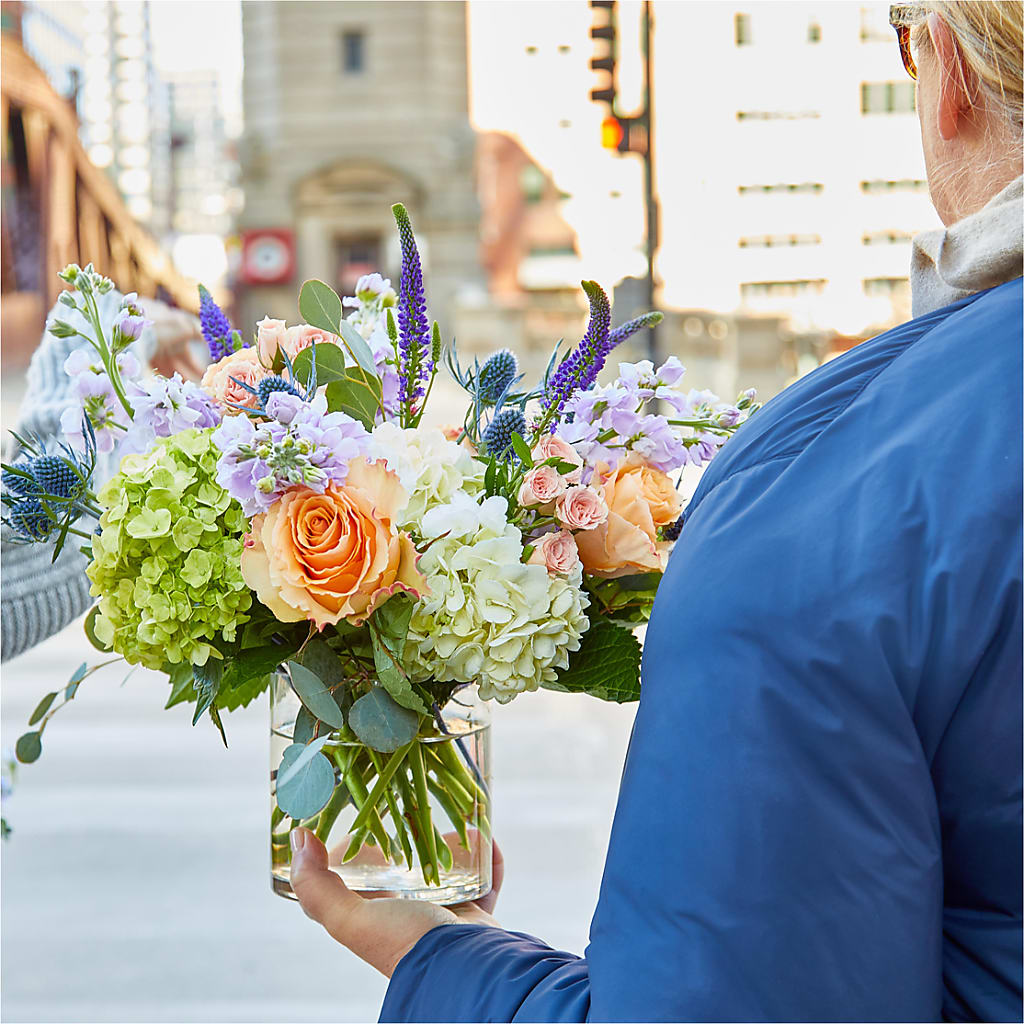 Porch Swing Bouquet –  Tom Thumb, Pleasanton CA