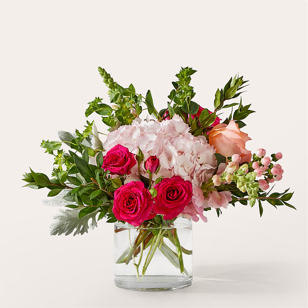 Glitz & Glam Bouquet –  Tom Thumb, Pleasanton CA